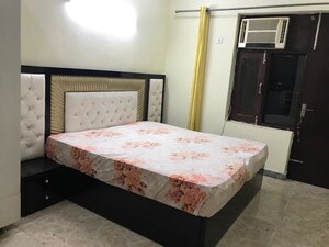 Bedroom in 3 BHK Builder Floor at Craft Destination 43, Sector 43 – for Rent
