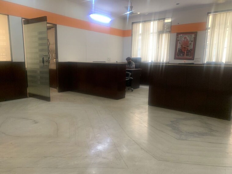 Other, sector 65 Commercial Warehouse 3000 Sq.Ft. In Sector 65 Noida 10537207