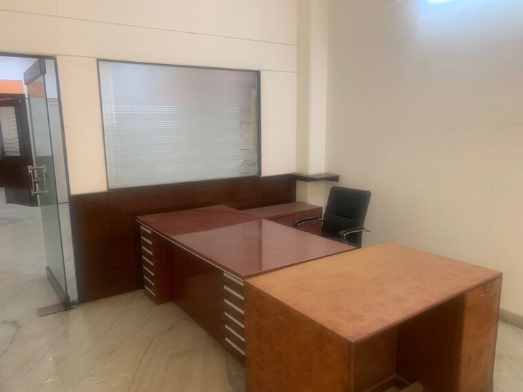 Other, sector 65 Commercial Warehouse 3000 Sq.Ft. In Sector 65 Noida 10537207