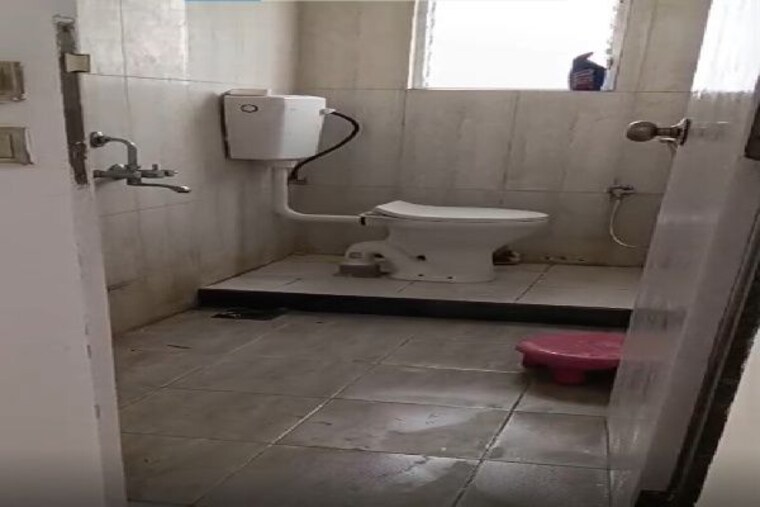 Bathroom, gera-shrishti 1 Bedroom 362 Sq.Ft. Apartment In Wagholi Pune 10537212