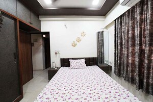 Bedroom in 2 BHK Apartment at Chandkheda – for Sale