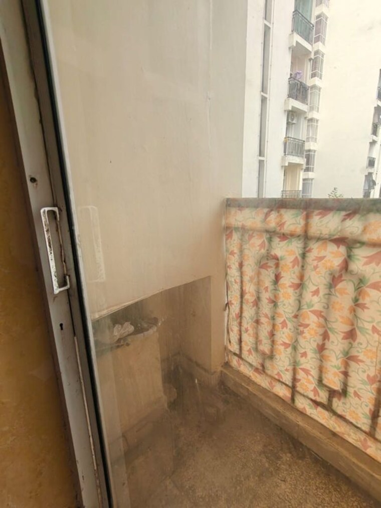 Balcony, ansal-api-celebrity-garden-block-j 2 Bedroom 1315 Sq.Ft. Apartment In Sushant Golf City Lucknow 10537214