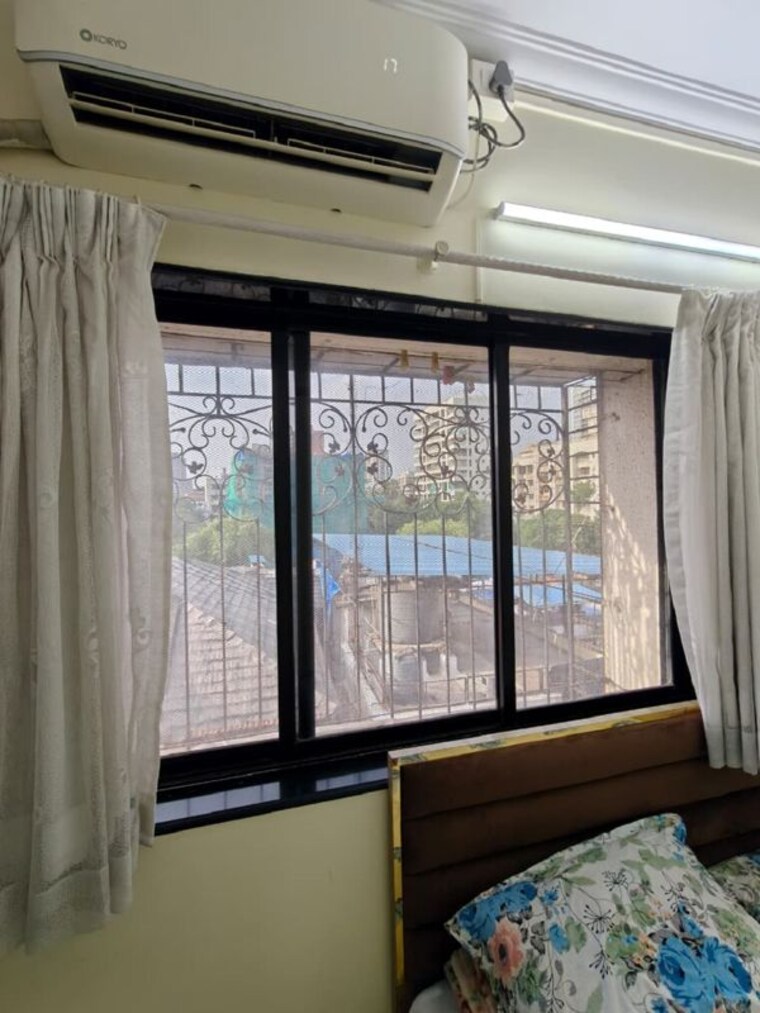 Bedroom, bandra west 1 Bedroom 500 Sq.Ft. Apartment In Bandra West Mumbai 10537244