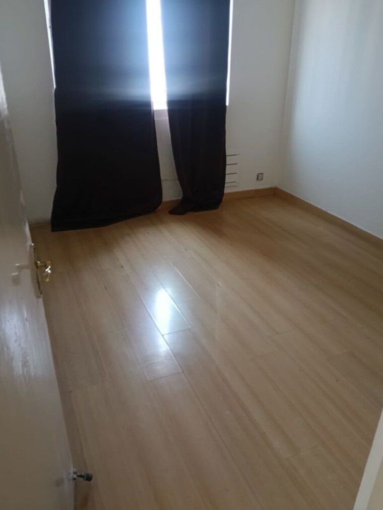 Room, whispering-meadows 3 Bedroom 215 Sq.Yd. Builder Floor In Sector 43 Gurgaon 10537237