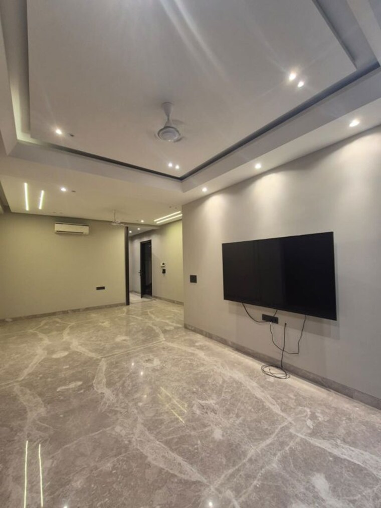 Room, whispering-meadows 3 Bedroom 215 Sq.Yd. Builder Floor In Sector 43 Gurgaon 10537237