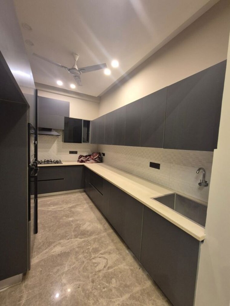 Kitchen, whispering-meadows 3 Bedroom 215 Sq.Yd. Builder Floor In Sector 43 Gurgaon 10537237