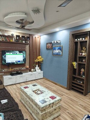Living Room in 3 BHK Apartment at Gaur City 7th Avenue, Sector 4 Greater Noida – for Rent