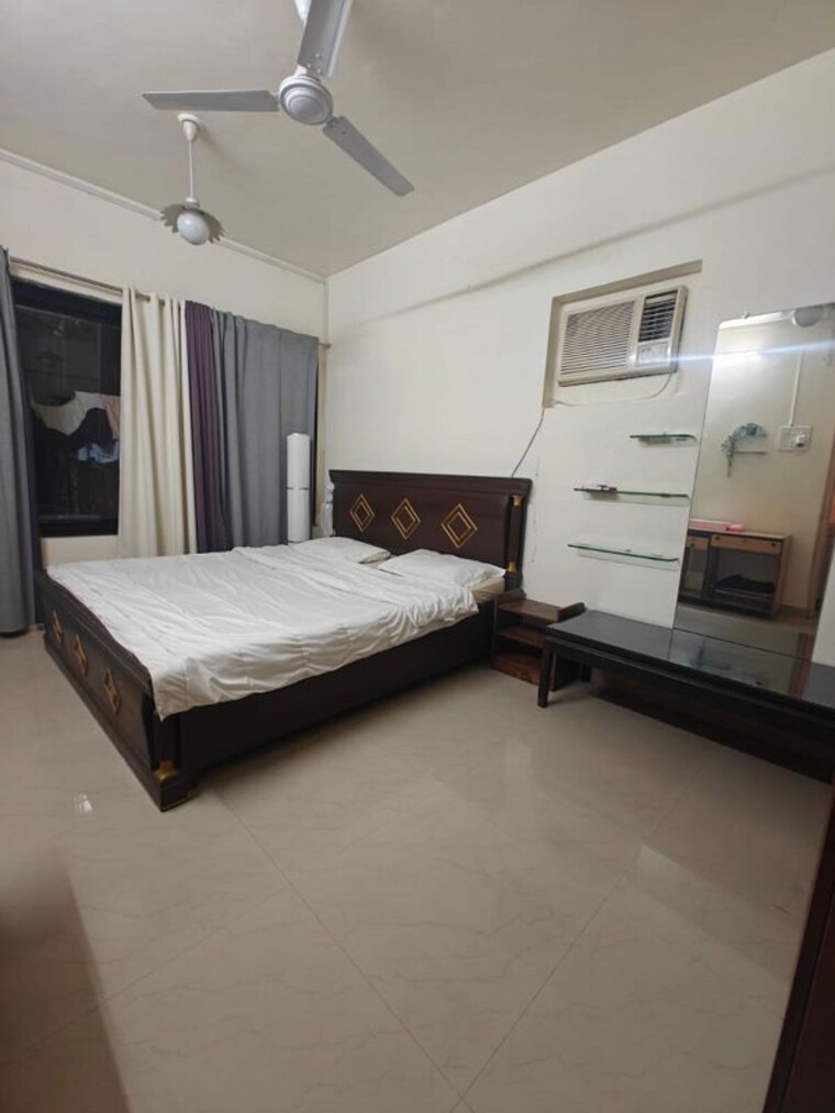 Bedroom, bandra west 1 Bedroom 500 Sq.Ft. Apartment In Bandra West Mumbai 10537274