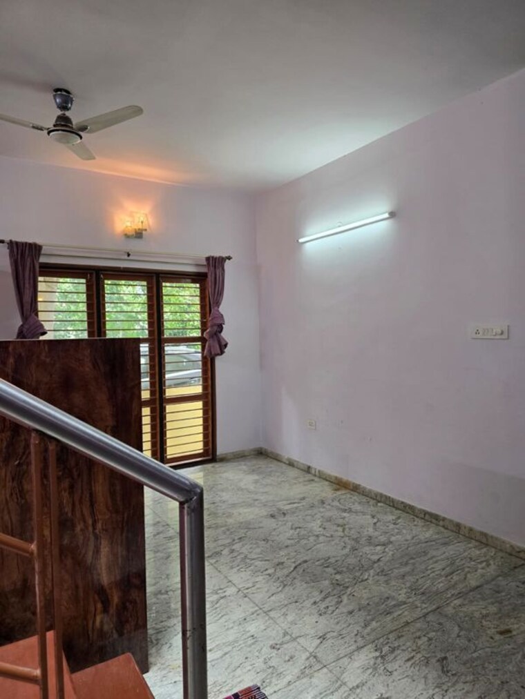 Room, vandana-classic 3 Bedroom 1750 Sq.Ft. Apartment In Hsr Layout Bangalore 10537275