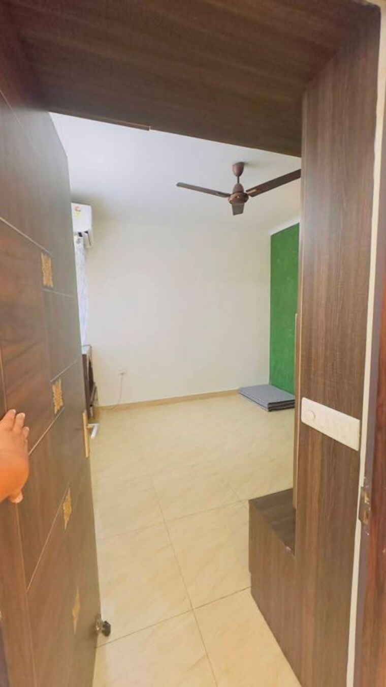 Bathroom, gaur-city-4th-avenue 2 Bedroom 990 Sq.Ft. Apartment In Sector 4 Greater Noida Greater Noida 10537298