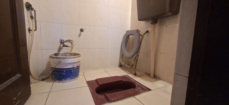 Bathroom, spaghetti-complex 2 Bedroom 1100 Sq.Ft. Apartment In Kharghar Navi Mumbai 10537294