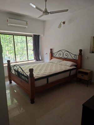 Bedroom in 2 BHK Apartment at Bandra West – for Rent