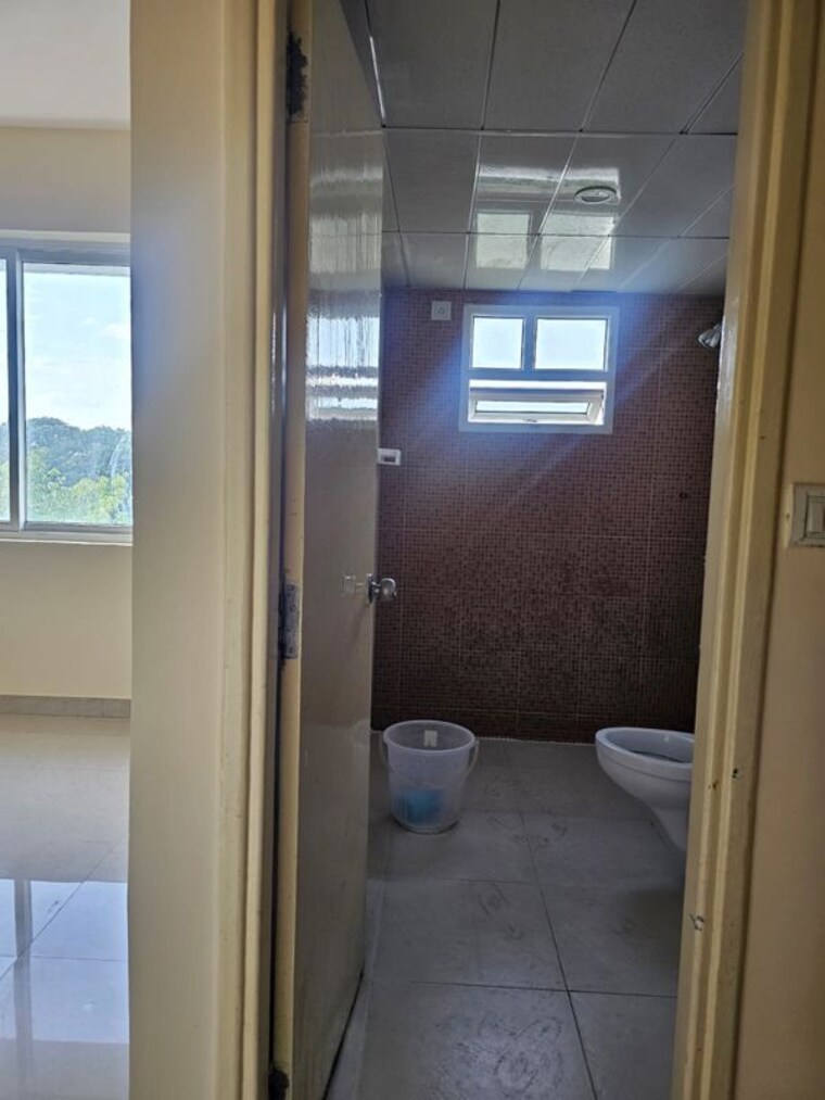 Bathroom, prestige-notting-hill 2.5 Bedroom 1543 Sq.Ft. Apartment In Bannerghatta Road Bangalore 10537324