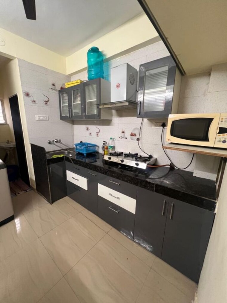 Kitchen, mig-colony-gokhalenagar 1 Bedroom 600 Sq.Ft. Independent House In Gokhalenagar Pune 10537326
