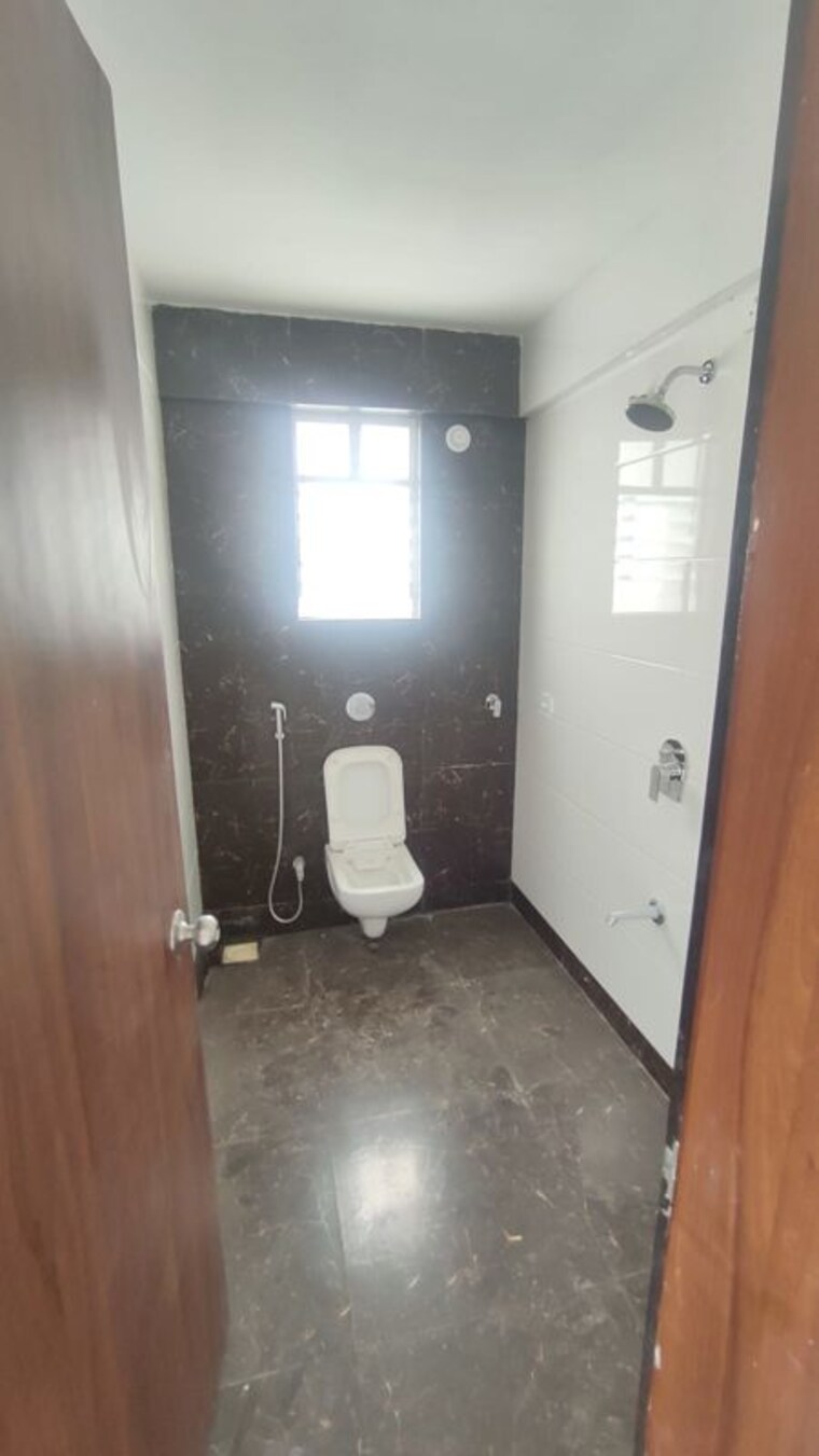 Bathroom, charwad-indu-paradise 2 Bedroom 775 Sq.Ft. Apartment In Ambegaon Budruk Pune 10537321