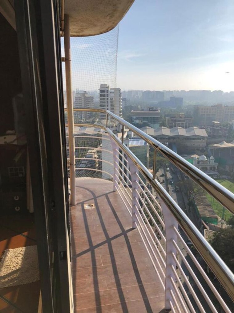 Balcony, dev-prestige 3 Bedroom 1200 Sq.Ft. Apartment In Andheri West Mumbai 10537323