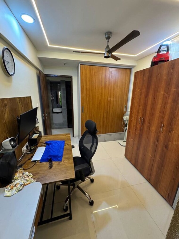 Team Area, galaxy-green-woods 3 Bedroom 1800 Sq.Ft. Apartment In Kharghar Navi Mumbai 10537319