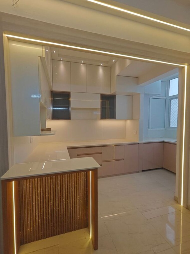 Kitchen, mahagun-mywoods-iii 2.5 Bedroom 1225 Sq.Ft. Apartment In Sector 16c Greater Noida Greater Noida 10537344