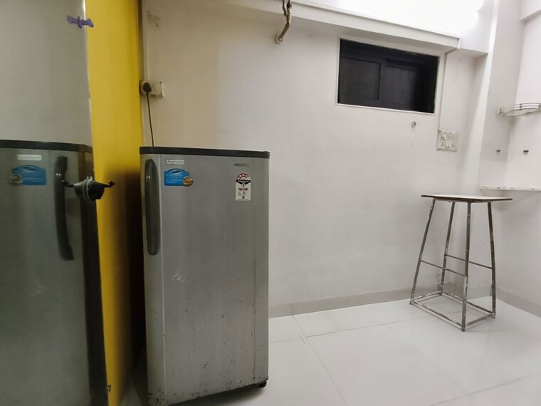 Room, ashirwad-chs-andheri-east 1 Bedroom 300 Sq.Ft. Apartment In Andheri East Mumbai 10537351