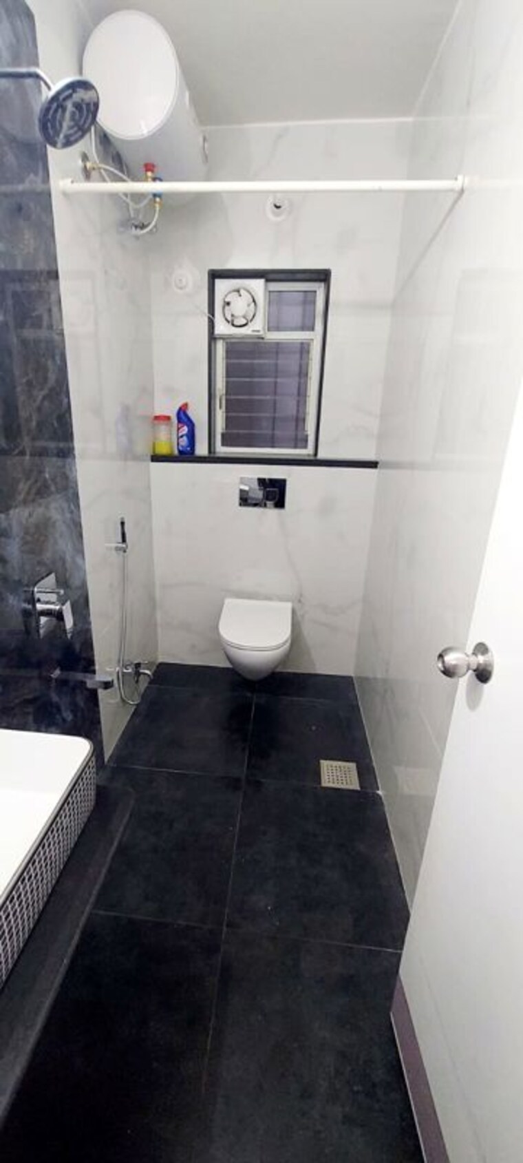 Bathroom, shivanand-garden 2 Bedroom 1100 Sq.Ft. Apartment In Wanwadi Pune 10537363