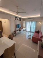 630 Sq.Ft. Apartment in Mayfair The View