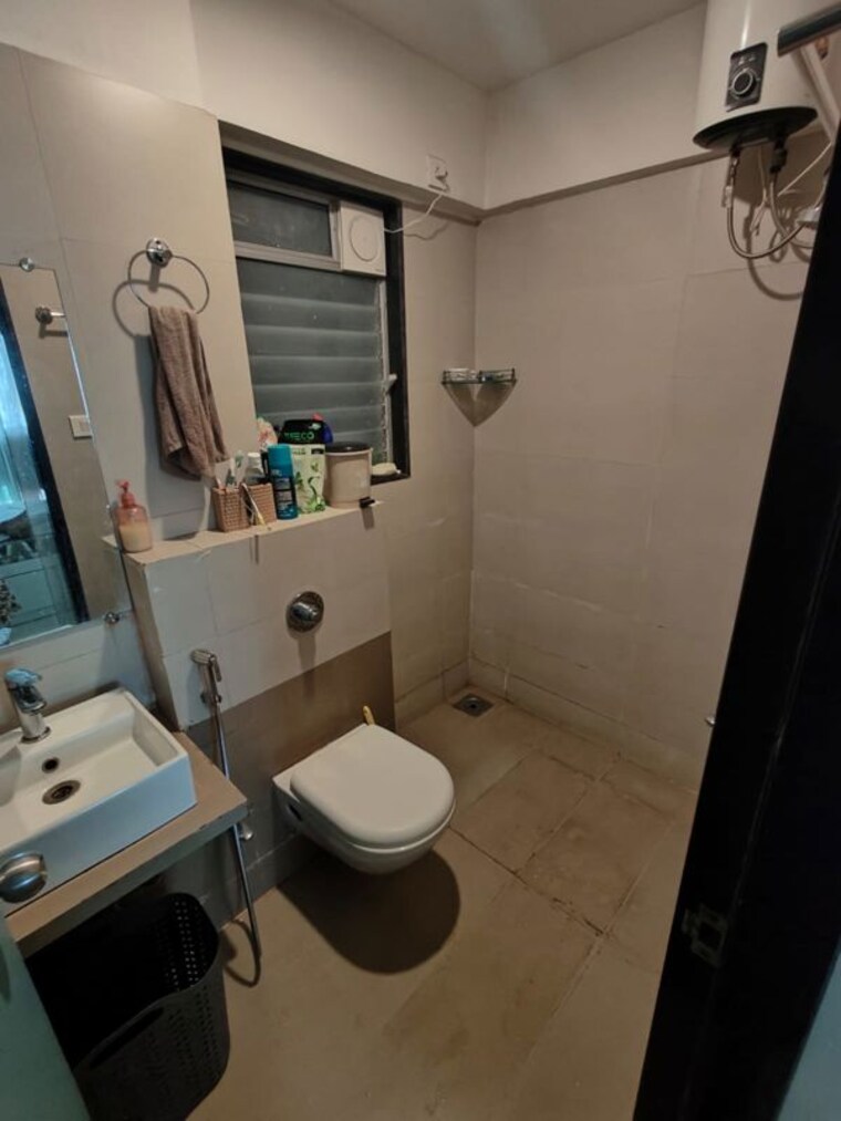 Bathroom, mayfair-the-view  630 Sq.Ft. Apartment In Vikhroli West Mumbai 10537366