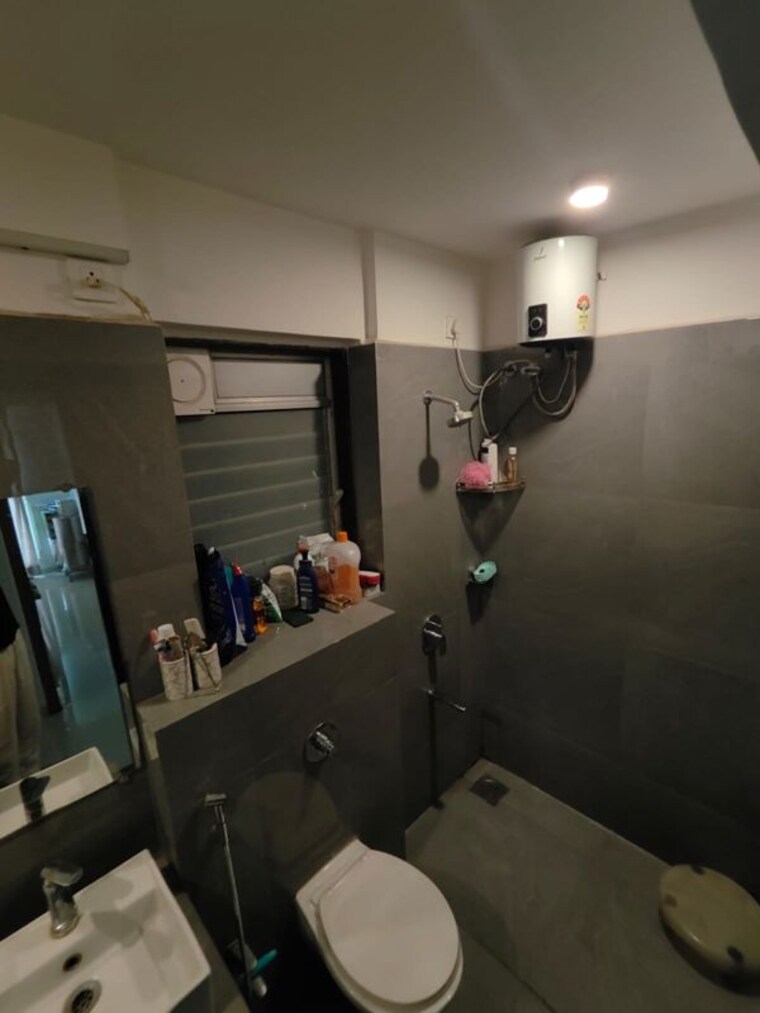 Bathroom, mayfair-the-view  630 Sq.Ft. Apartment In Vikhroli West Mumbai 10537366