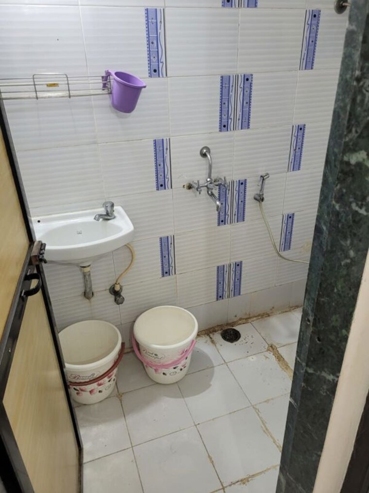 Bathroom, triveni-apartments 2 Bedroom 1100 Sq.Ft. Apartment In Kharghar Navi Mumbai 10537375