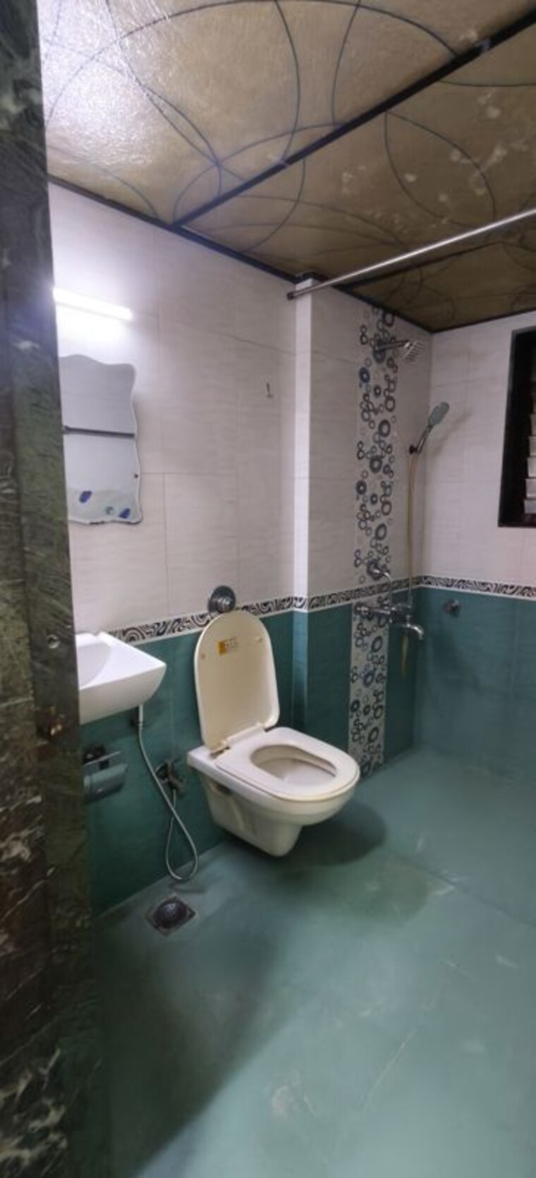 Bathroom, purvi-apartment 2 Bedroom 1000 Sq.Ft. Apartment In Andheri West Mumbai 10537409