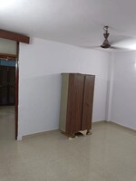 1 BHK 900 Sq.Ft. Builder Floor in Lajpat Nagar 4