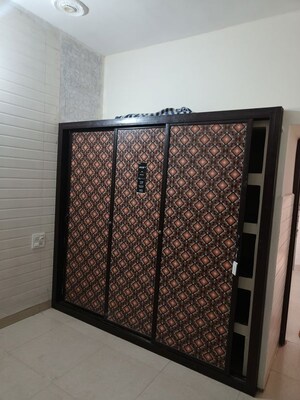 Room in 6+ BHK Independent House at Shiva Enclave Zirakpur, Patiala Road – for Sale