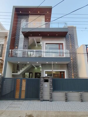 4 BHK Independent House For Sale in Sector 125