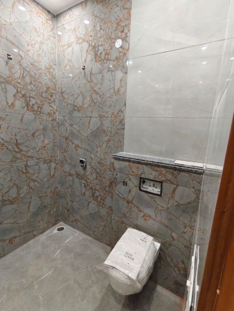 Bathroom, sector 125 4 Bedroom 150 Sq.Yd. Independent House In Sector 125 Mohali 10537474