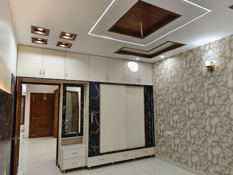 Room, sector 125 4 Bedroom 150 Sq.Yd. Independent House In Sector 125 Mohali 10537474