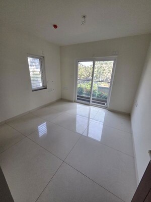Room in 2 BHK Apartment at Fuzen Park Edge, Buddha Nagar – for Sale