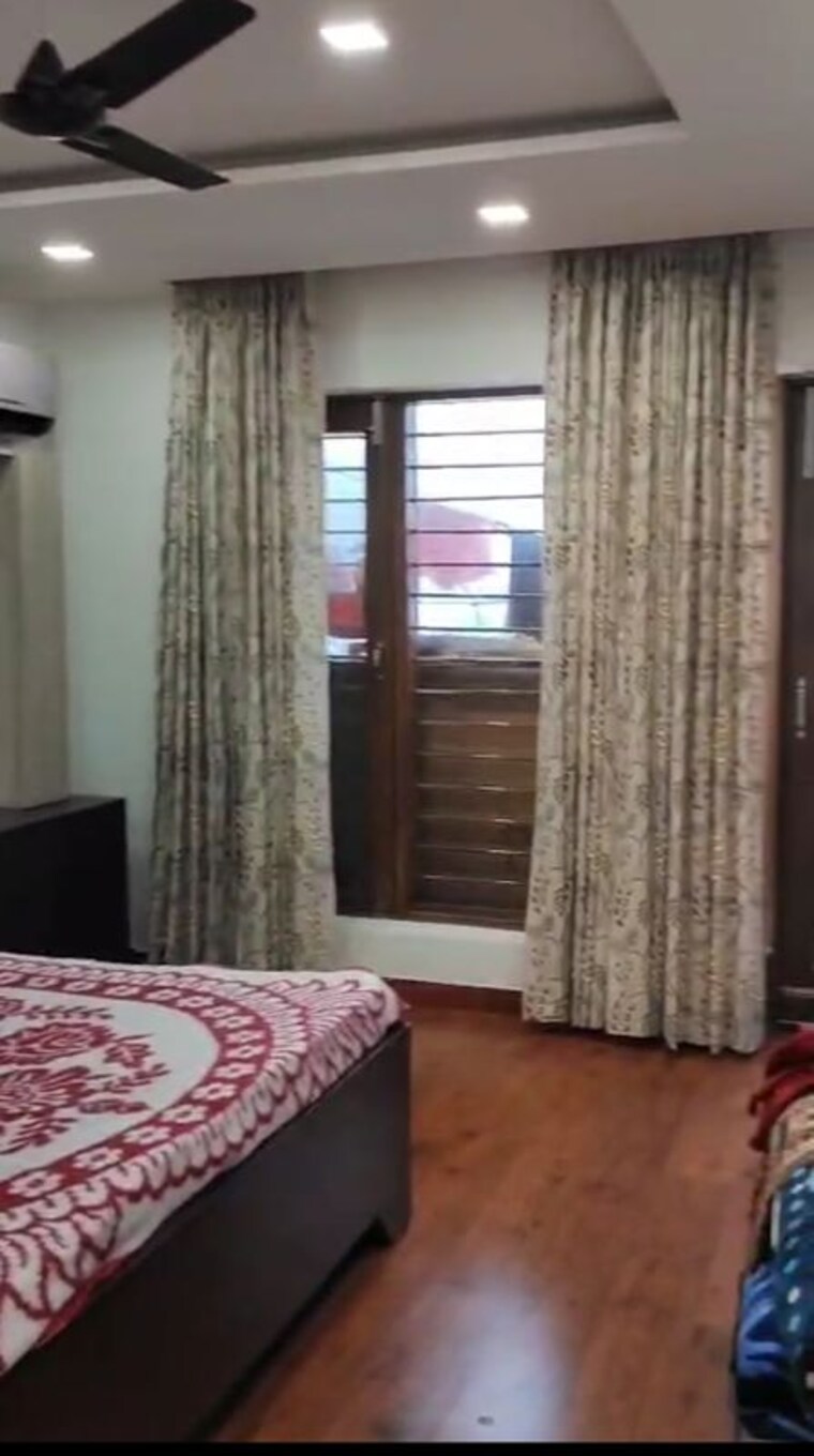 Bedroom, klj-espana 3 Bedroom 1305 Sq.Ft. Builder Floor In Sector 77 Faridabad 10429809