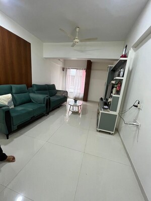 Team Area in 2 BHK Apartment at Badhekar Arunali, Kothrud – for Rent