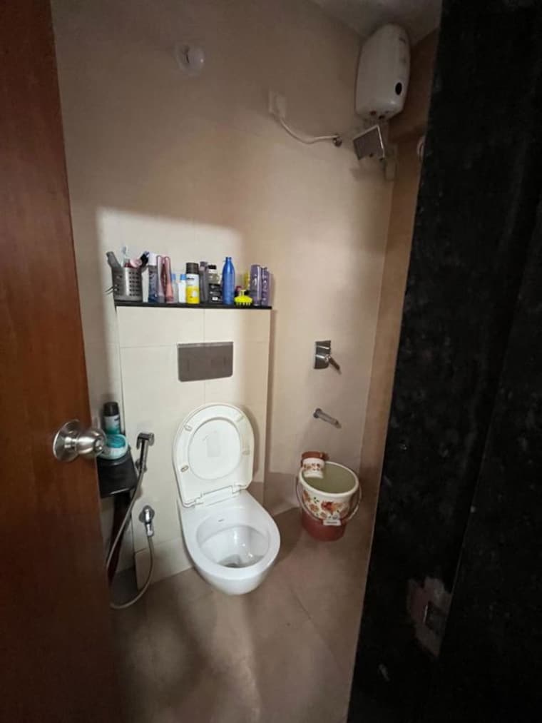 Bathroom, badhekar-arunali 2 Bedroom 1100 Sq.Ft. Apartment In Kothrud Pune 10537504