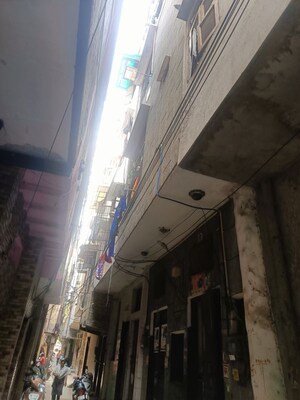  Builder Floor – Exterior View View at Tri Nagar - for Sale