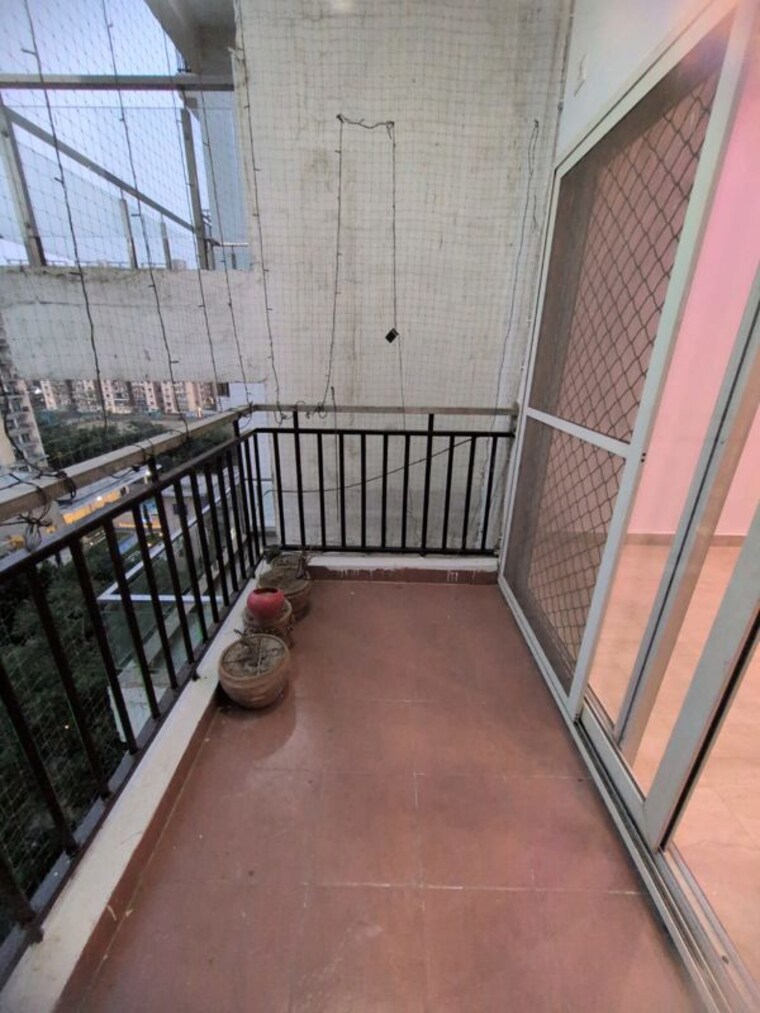 Balcony, panchsheel-pratistha 3 Bedroom 1550 Sq.Ft. Apartment In Sector 75 Noida 10537662