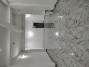 Warehouse For Rent in Kujapi