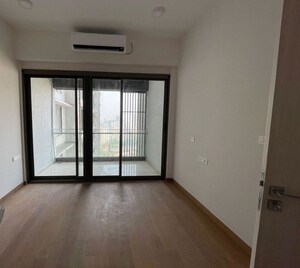 Room in 3 BHK Apartment at Adani Ten BKC, Bandra East – for Rent