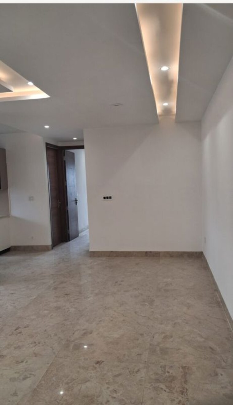 Room, vip road 3 Bedroom 2048 Sq.Ft. Apartment In Vip Road Zirakpur 10537680