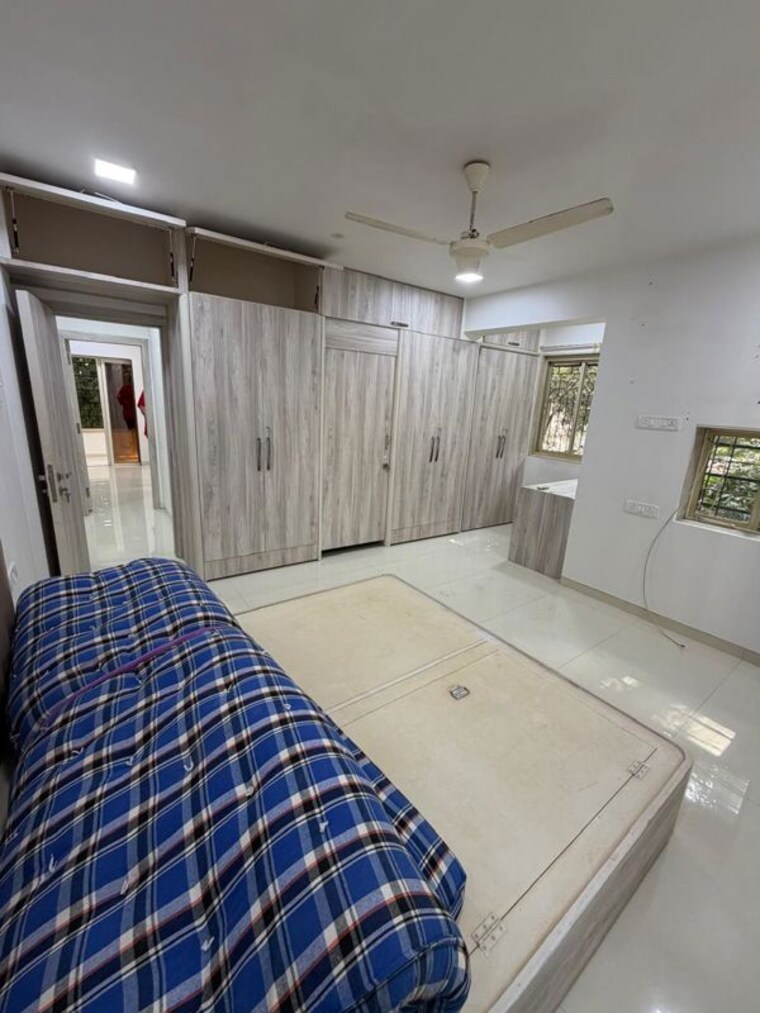 Bedroom, pandurang-society 2 Bedroom 1200 Sq.Ft. Apartment In Juhu Mumbai 10537698