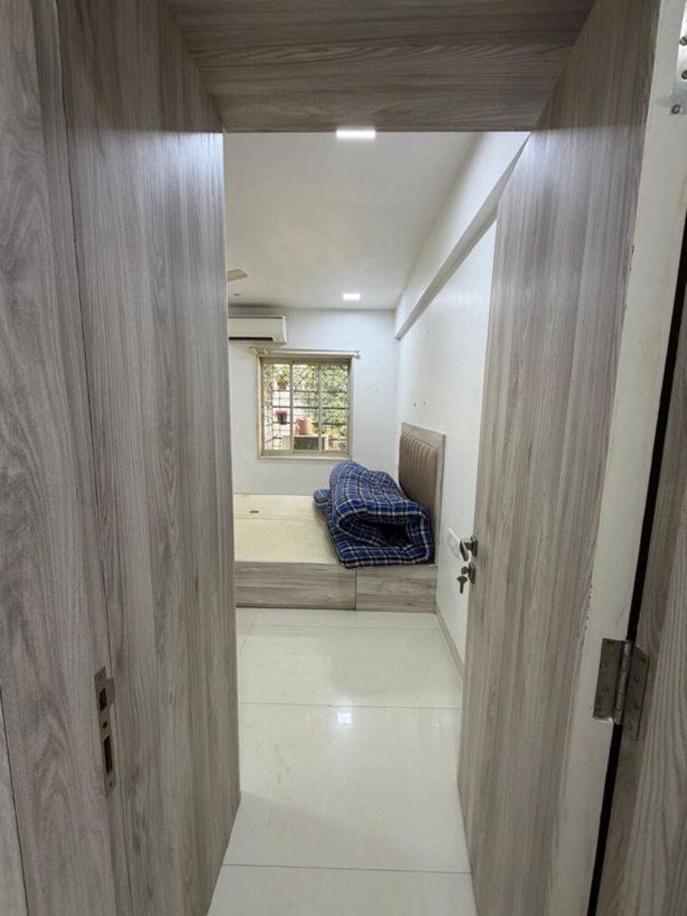 undefined, pandurang-society 2 Bedroom 1200 Sq.Ft. Apartment In Juhu Mumbai 10537698