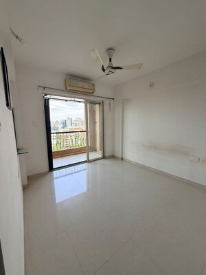 Room in 2 BHK Apartment at Kakkad La Vida, Balewadi – for Rent