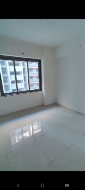 Room in 3 BHK Apartment at Shivalik Sharda Park View 2, Shela – for Rent