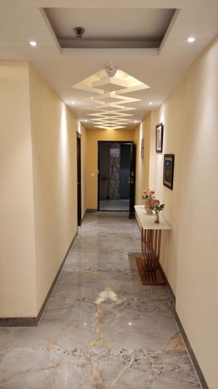 undefined, surya-aastha-greens 5 Bedroom 3700 Sq.Ft. Penthouse In Sector 4 Greater Noida Greater Noida 10537751