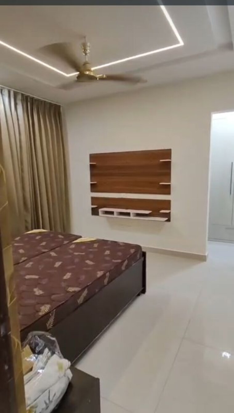 Bedroom, vip road 3 Bedroom 1550 Sq.Ft. Apartment In Vip Road Zirakpur 10537752