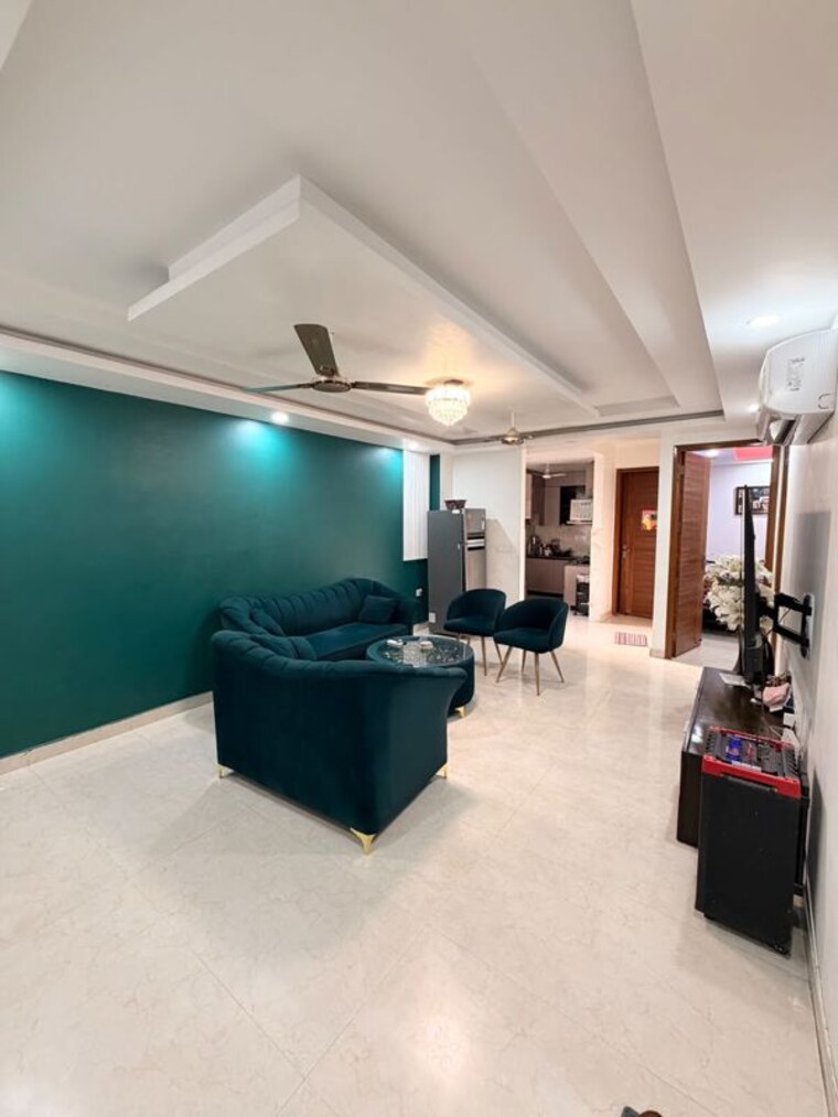 Living Room, mandi 3 Bedroom 1350 Sq.Ft. Apartment In Mandi Delhi 10537771
